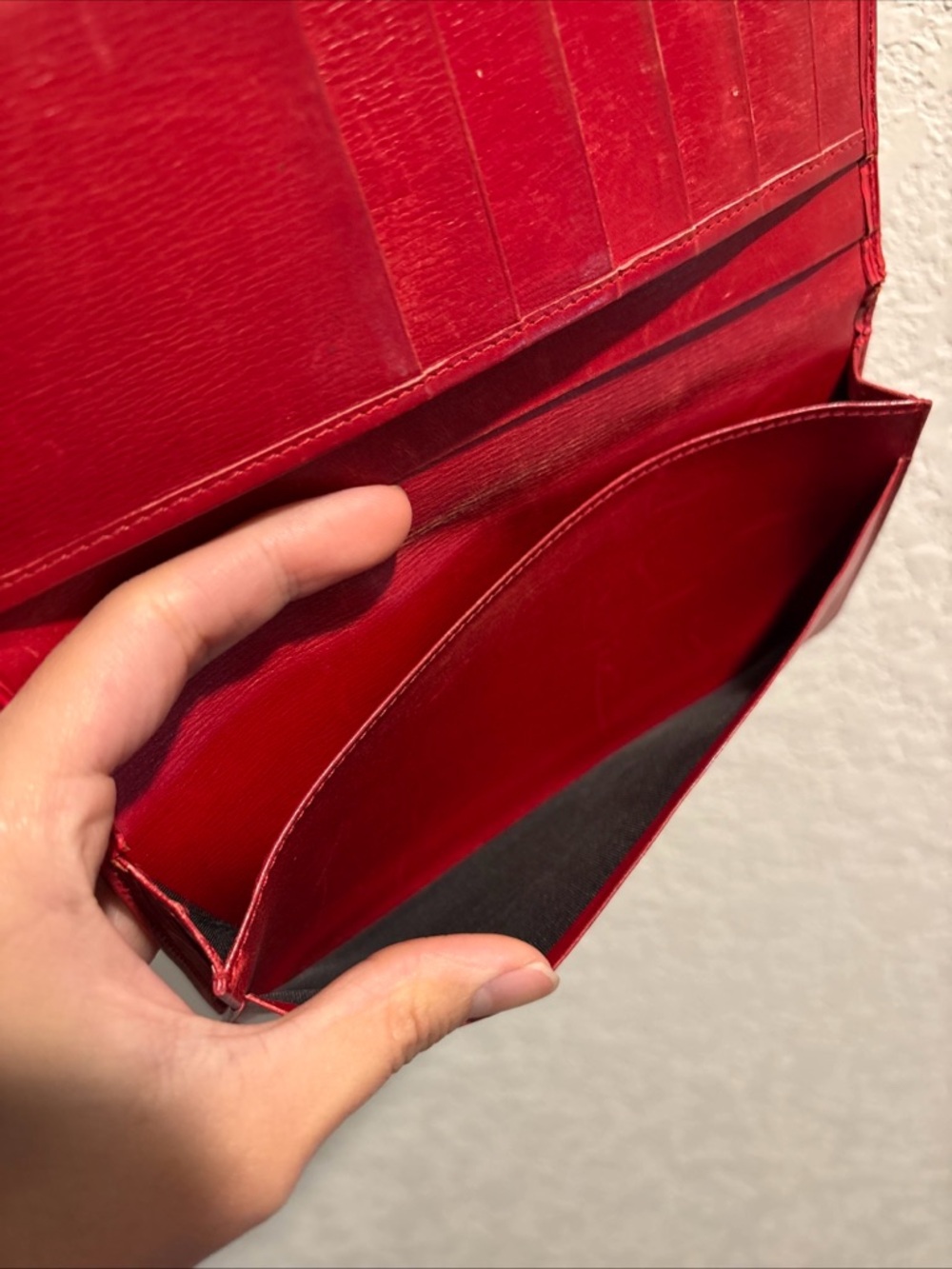 Louis Vuitton Malletier Long Bifold Wallet Red Epi Leather - Picture 9 of 15